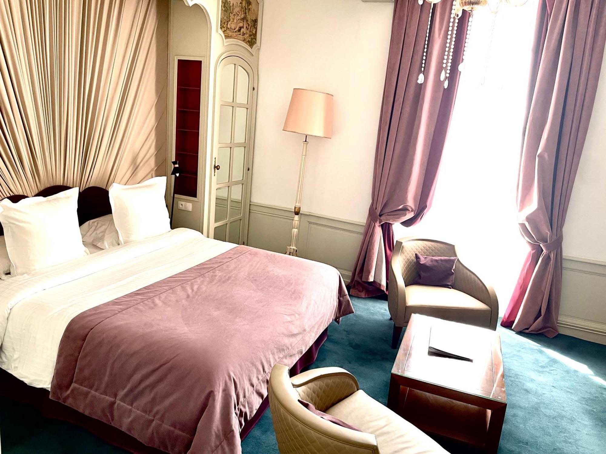 Hotel Victor Hugo Pontorson Esterno foto